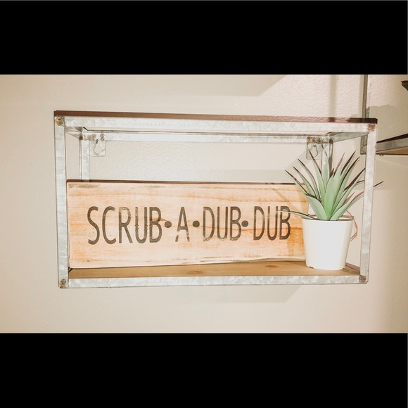 Bathroom sign - Picture 1 of 2